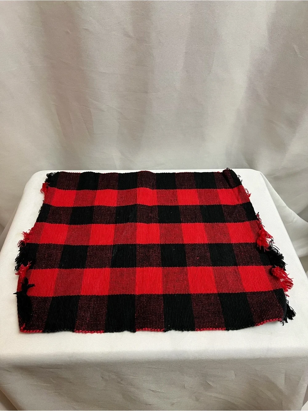 Set of 4 Red Black Buffalo Plaid Woven Placemats Farmhouse Rustic Decor